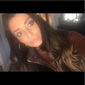 Meet your Posher, Victoria